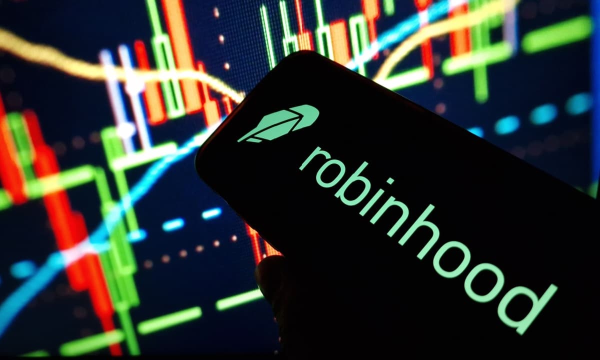 Crypto Fueled Robinhood’s Rise. Its Collapse Is Reshaping the Business