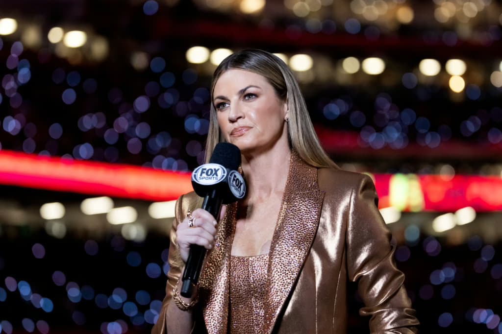 Erin Andrews reacts to Baltimore Ravens’ offseason gesture