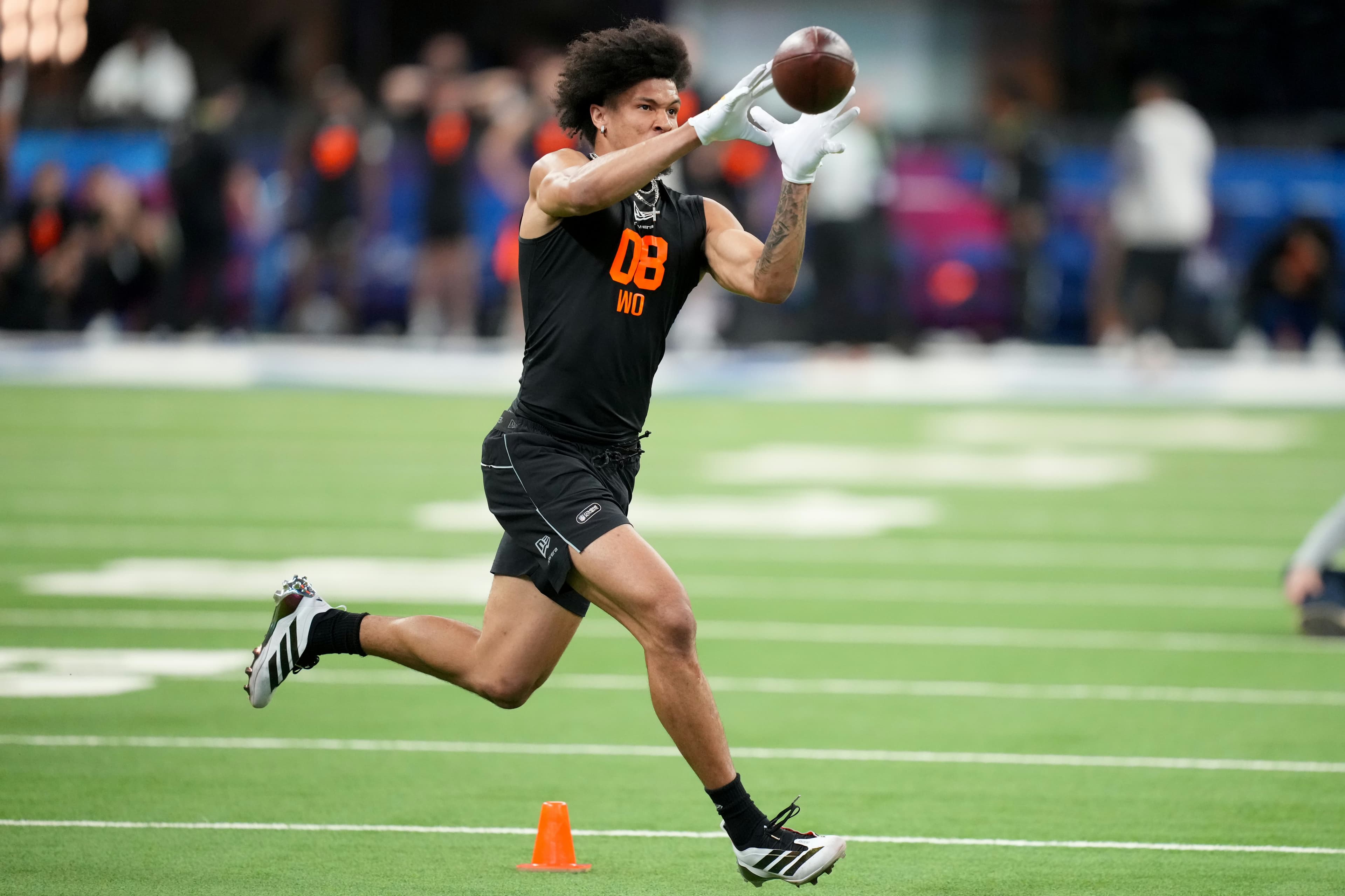 Browns rookie Denzel Boston reacts with ‘no way’ to new locker mate