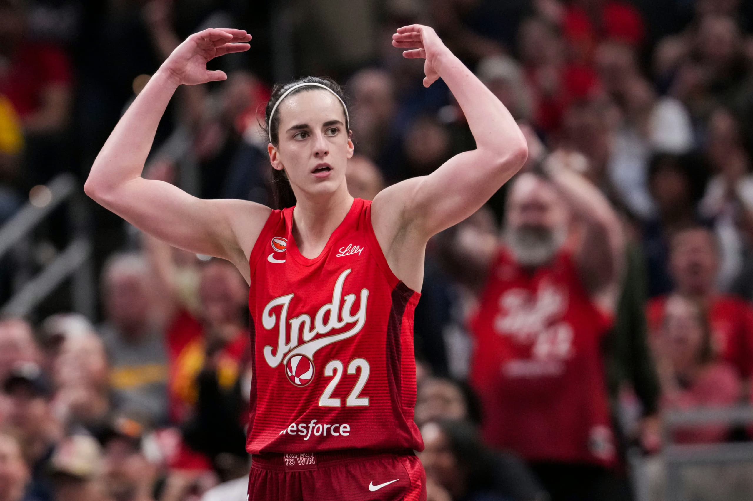 Caitlin Clark walks out with country star Morgan Wallen after WNBA return