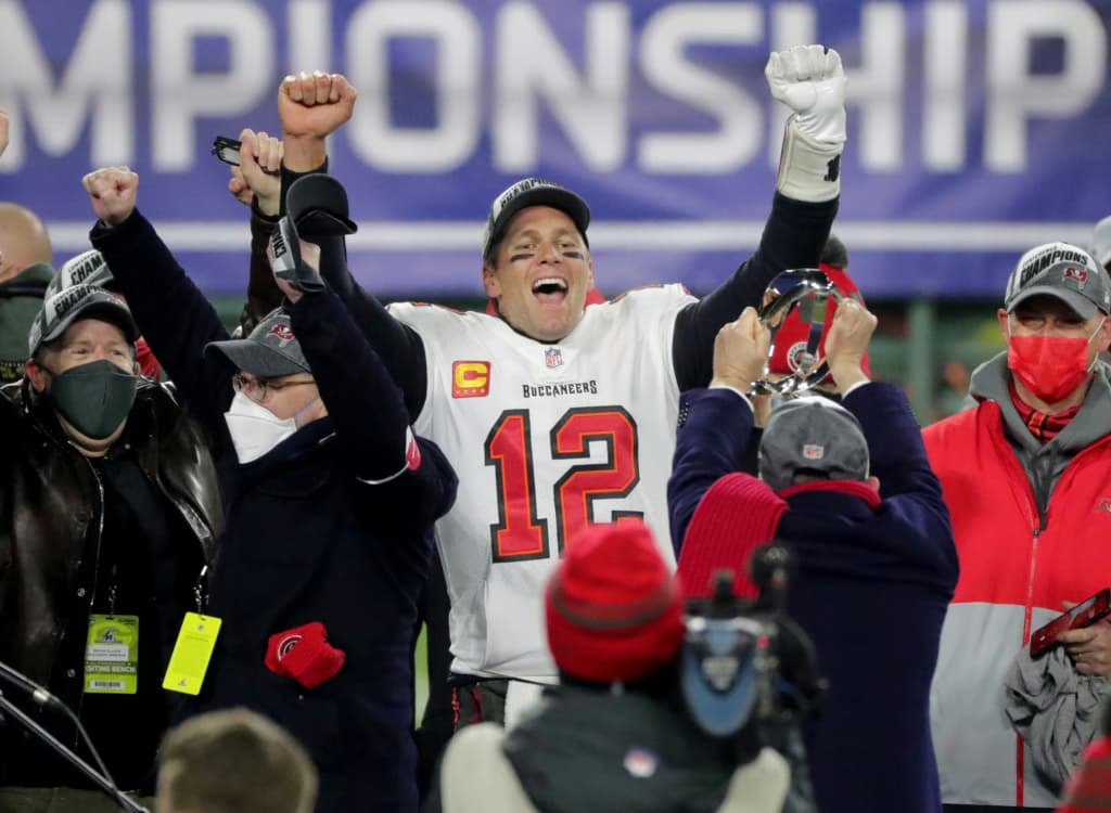 NFL quarterbacks who made starts in their 40s