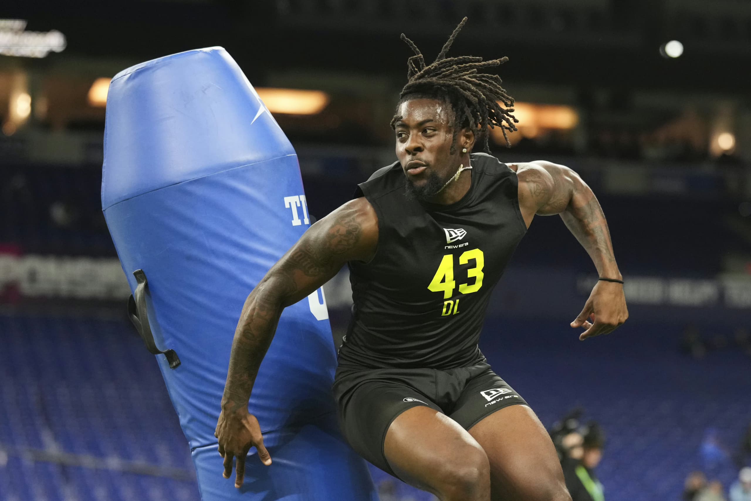 Patriots draft pick facing criminal charge after arrest
